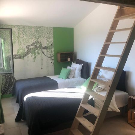Châteauneuf-de-Gadagne La Tour Carree B&B 외부 사진