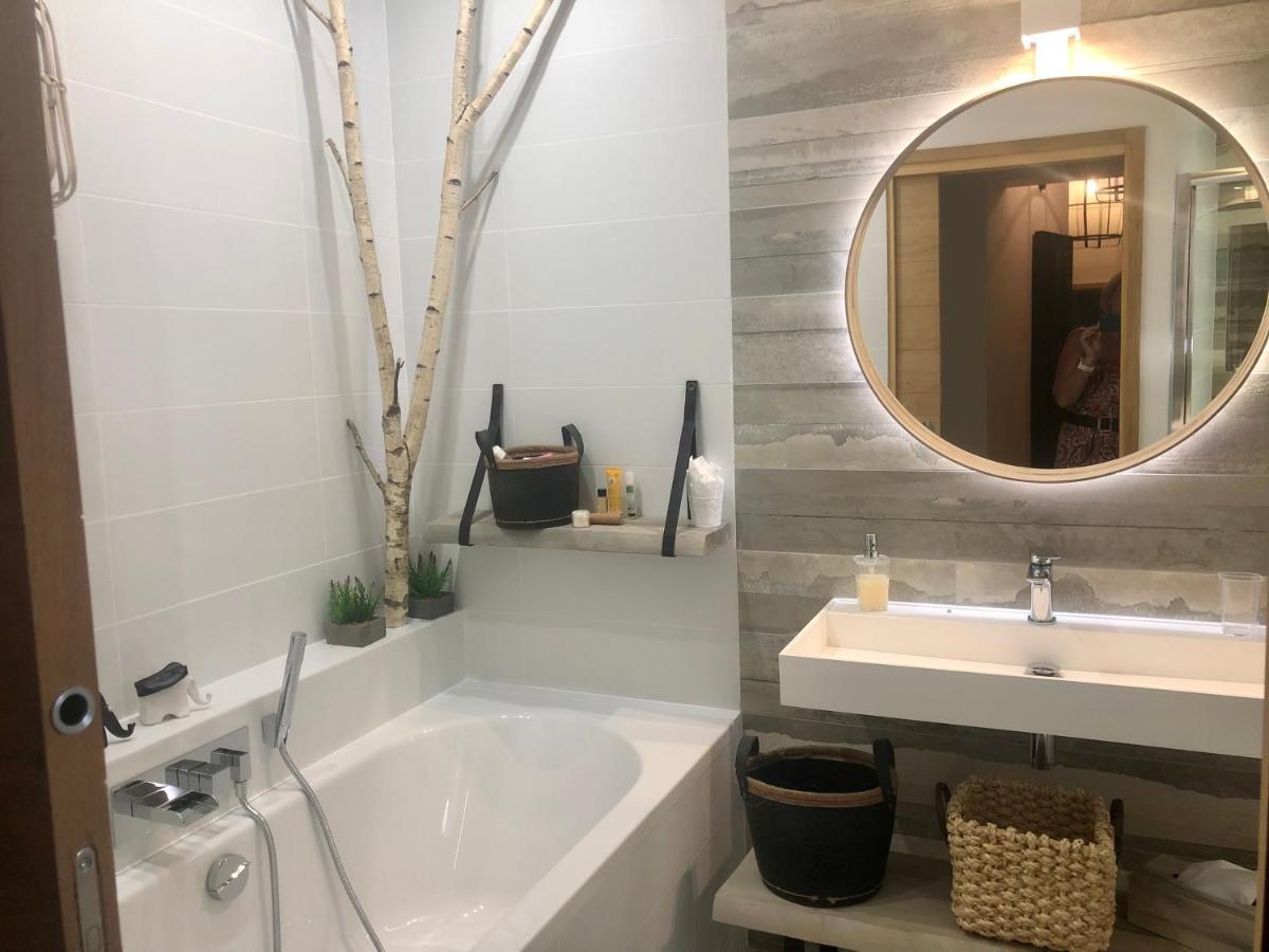 Châteauneuf-de-Gadagne La Tour Carree B&B 외부 사진