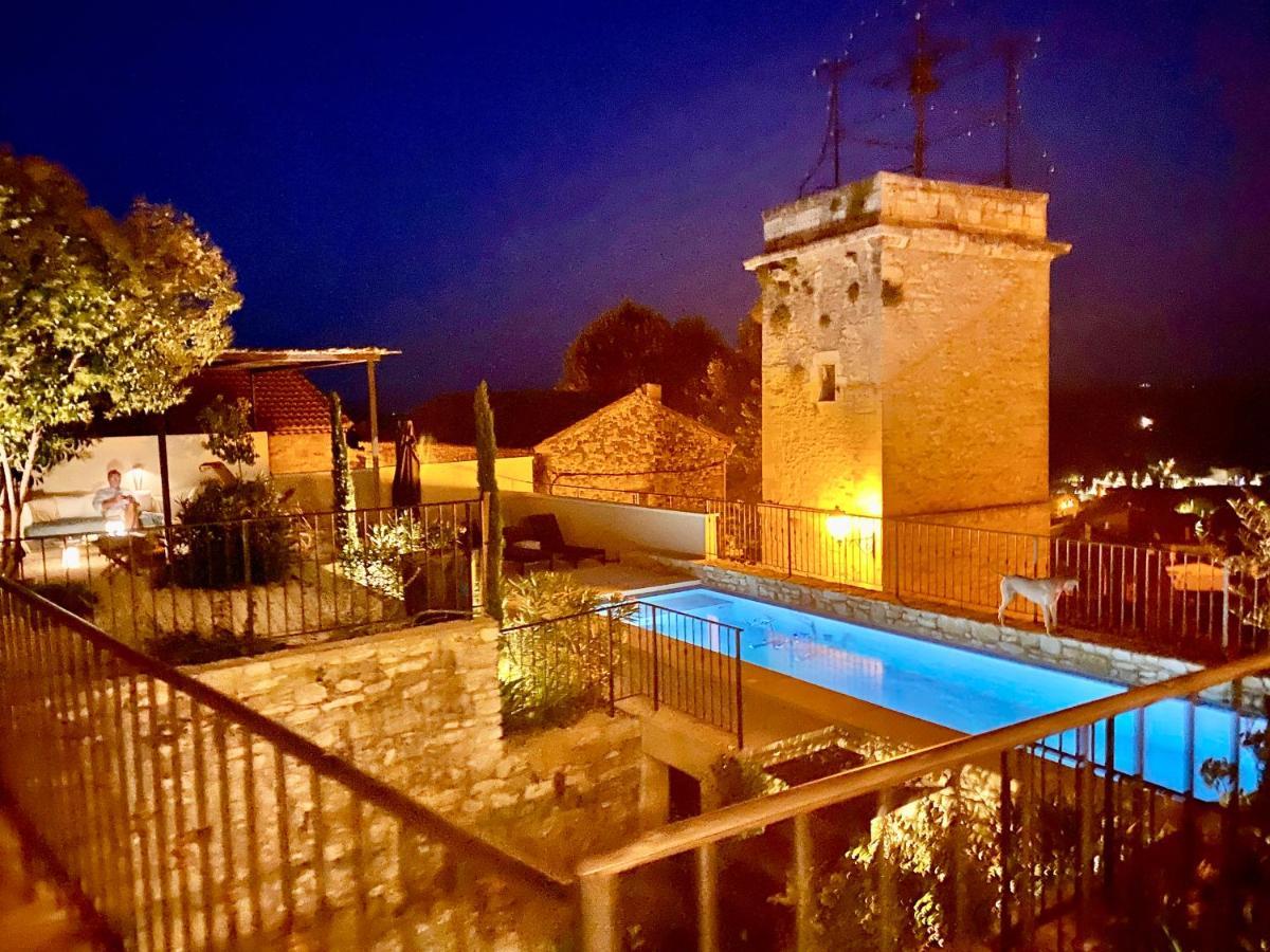 Châteauneuf-de-Gadagne La Tour Carree B&B 외부 사진